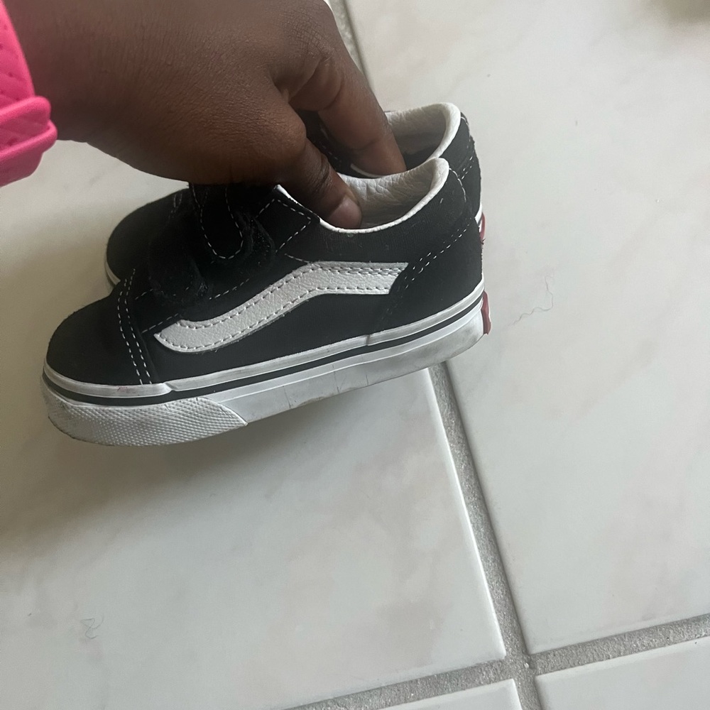 Brand New baby vans Size 5 worn twice